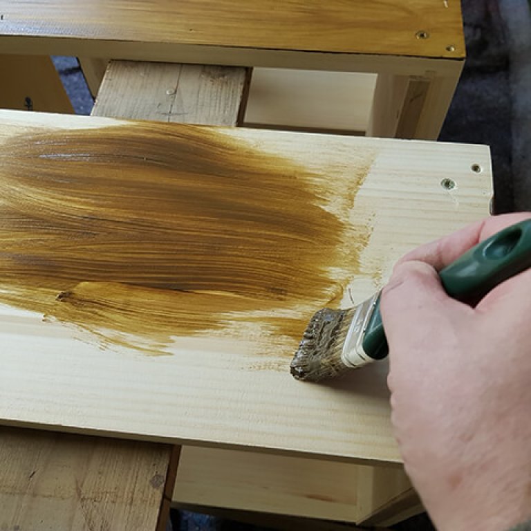 Die Lasur auftragen