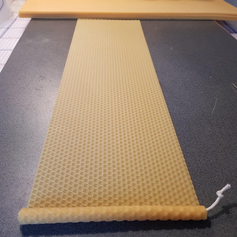 Bienenwachsplatte auslegen